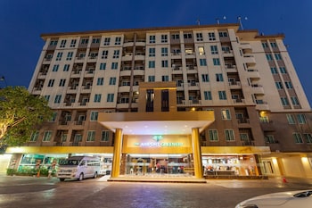 the airport greenery hotel
