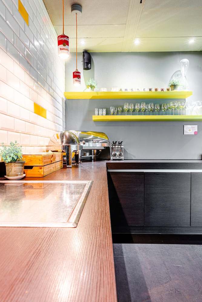 qbic hotel amsterdam wtc