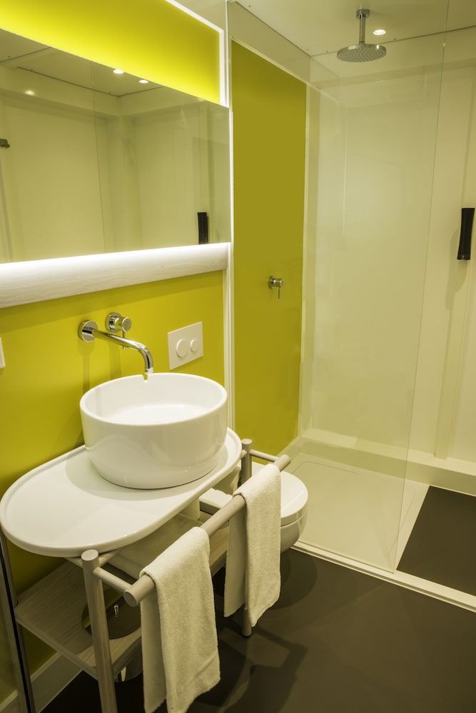 qbic hotel amsterdam wtc