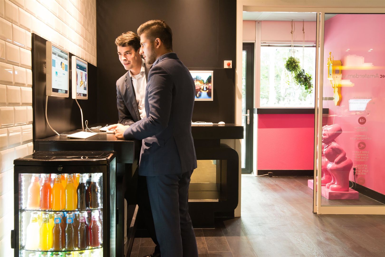 qbic hotel amsterdam wtc