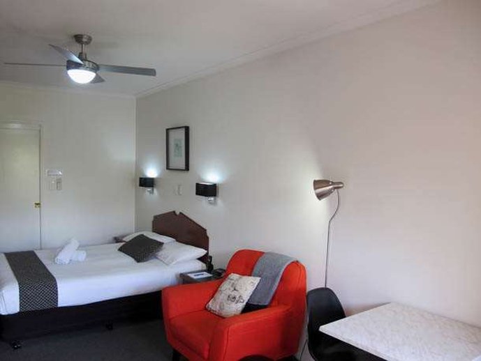 airport clayfield motel