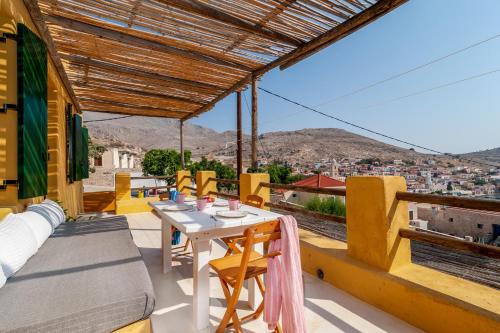 Atlantis Houses,Halki>>Chalki,3 star