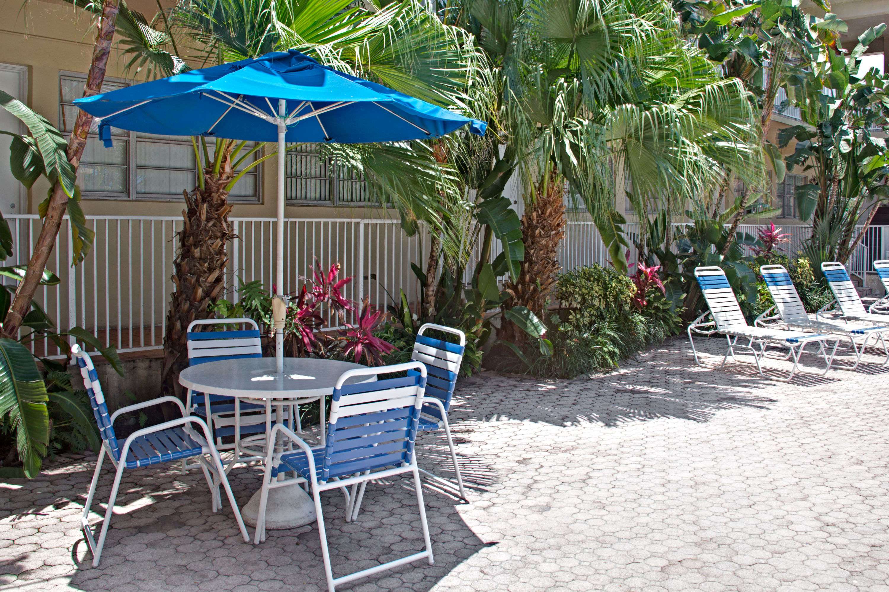 knights inn hallandale