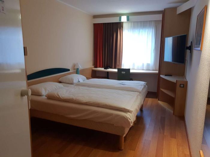bandb hotel hamburg airport