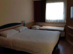 bandb hotel hamburg airport