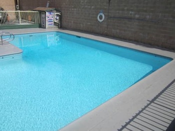 little boy blue motel