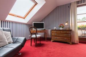 Hotel Restaurant Vinothek Lamm,Black Forest>>Bad Herrenalb,4 star