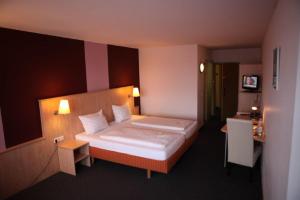 Konferenzhotel Ysenburger Hof,Hanau>>Frankfurt,4 star