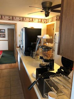 Travelodge By Wyndham Escanaba,Escanaba>>Bark River,2 star
