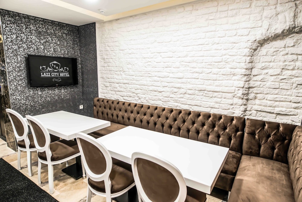 lazz city hotel