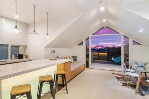 cremorne point manor