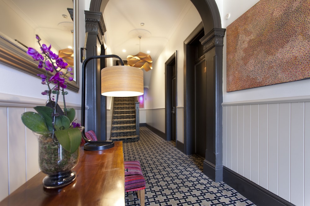 cremorne point manor