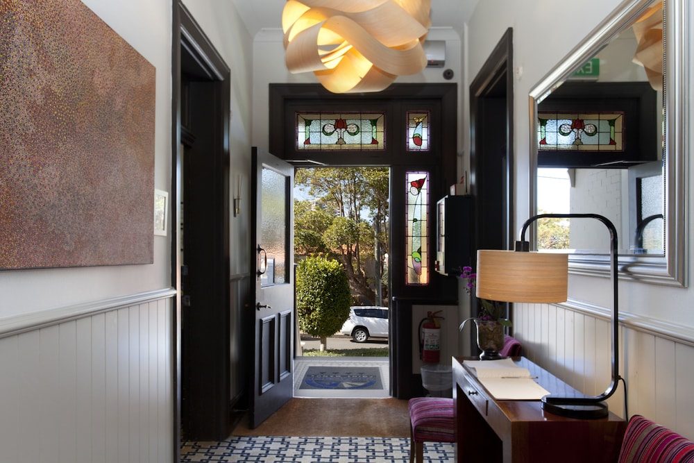 cremorne point manor