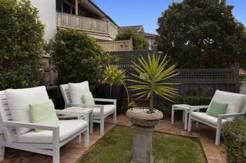 cremorne point manor