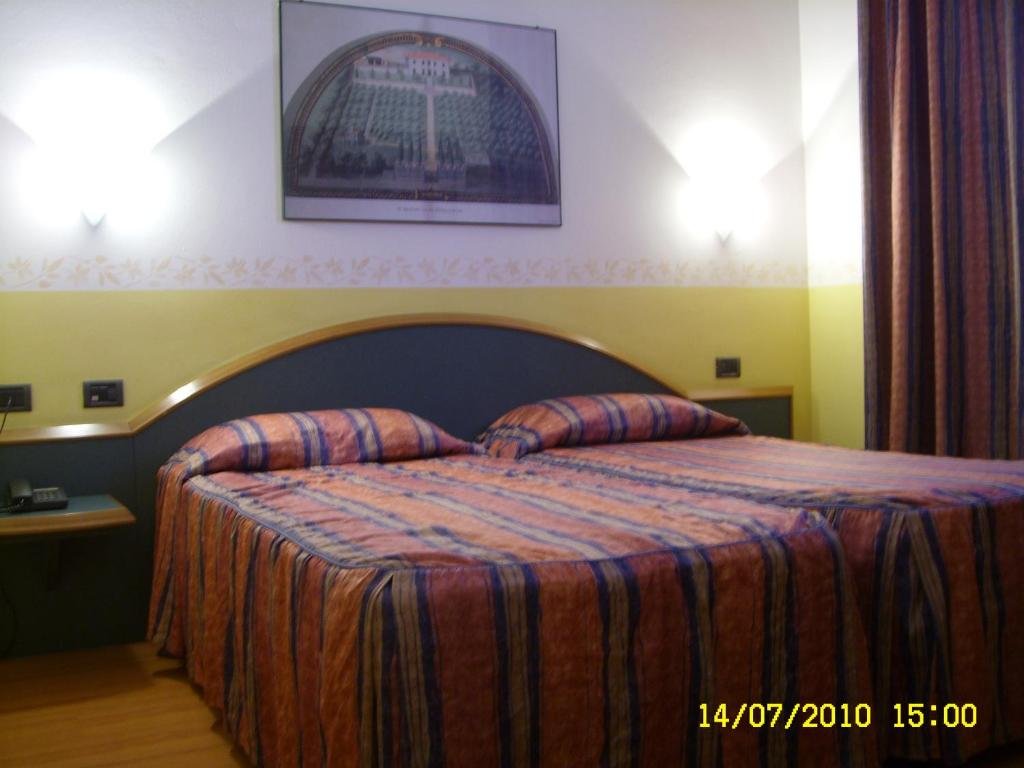 Hotel Alexander,Fiorano Modenese>>Bologna,3 star