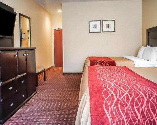 quality inn and suites roswell north