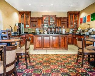 quality inn and suites roswell north