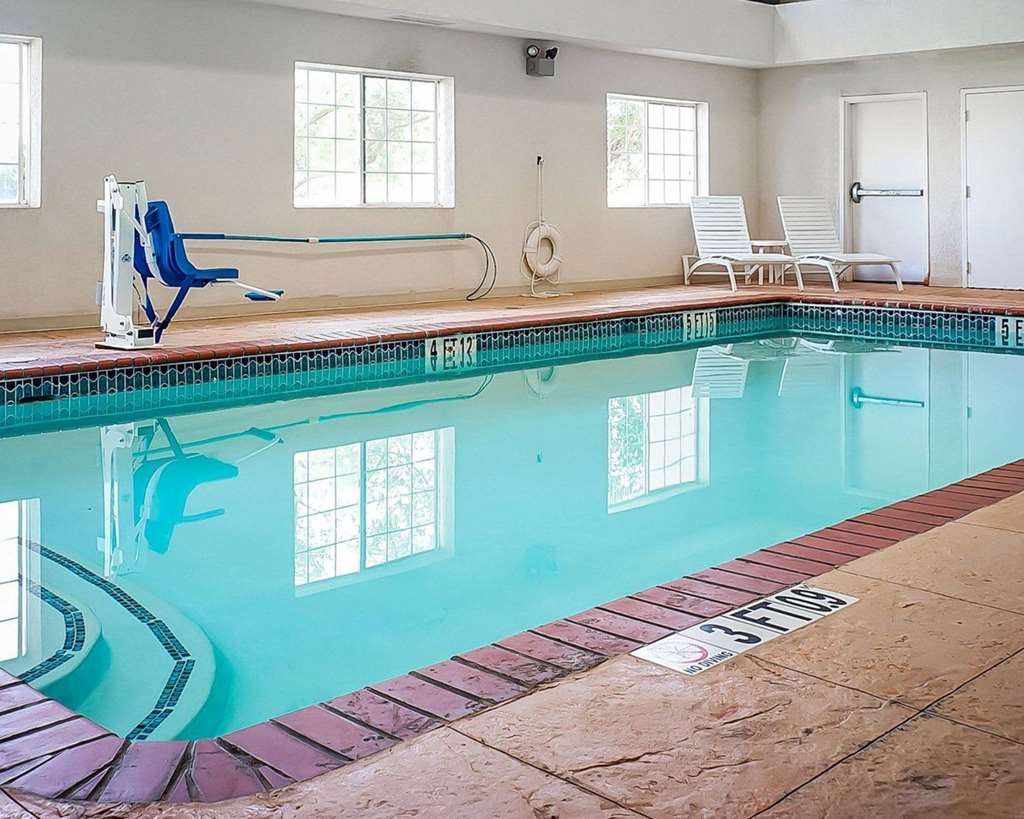 quality inn and suites roswell north