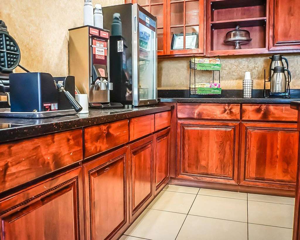 quality inn and suites roswell north
