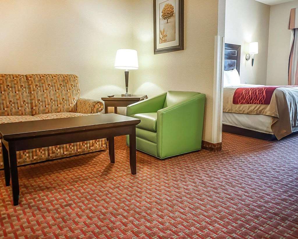 quality inn and suites roswell north