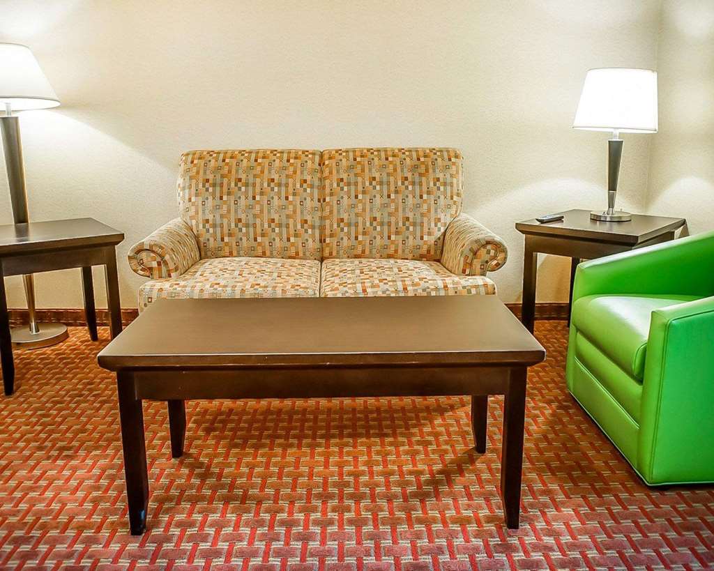 quality inn and suites roswell north