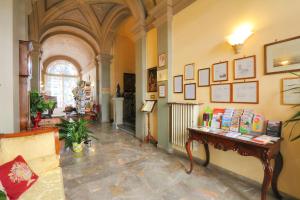 hotel villa liana
