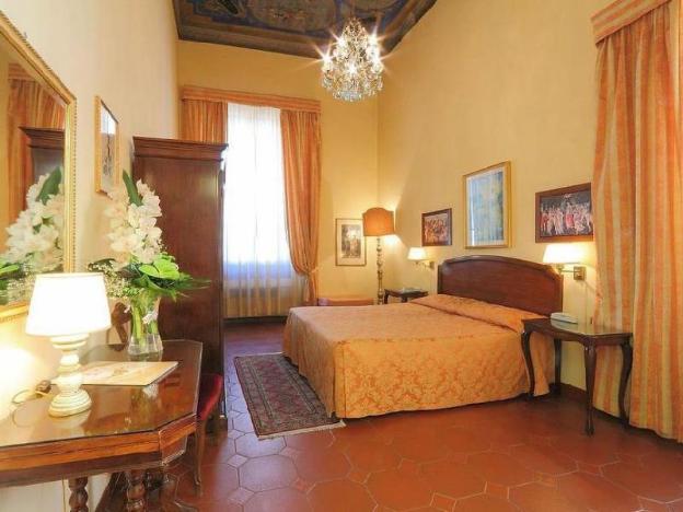 hotel villa liana