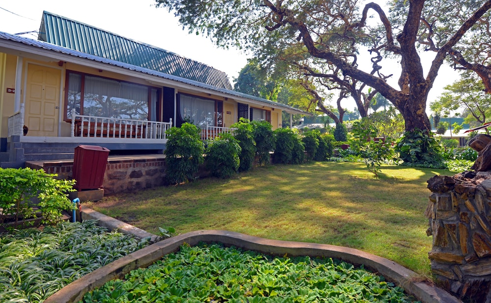 bagan thande hotel old bagan