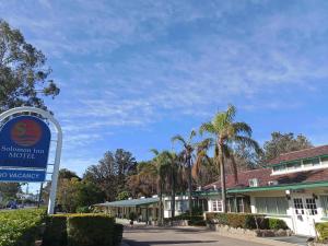 solomon inn wollongong