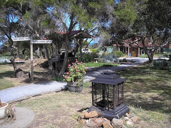 Cape Jervis Holiday Units,Cape Jervis>>Adelaide,3.5 star