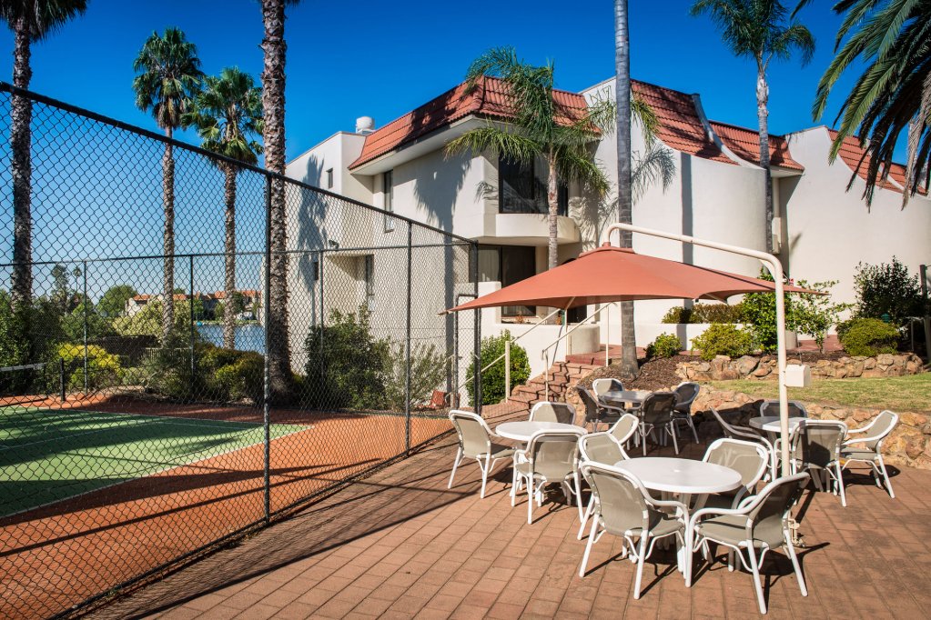 Lake Mulwala Boatel,Mulwala>>Corowa,4 star