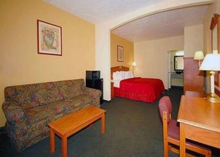 Quality Inn & Suites,In The City Center,3 star