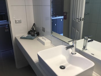 albury townhouse motel