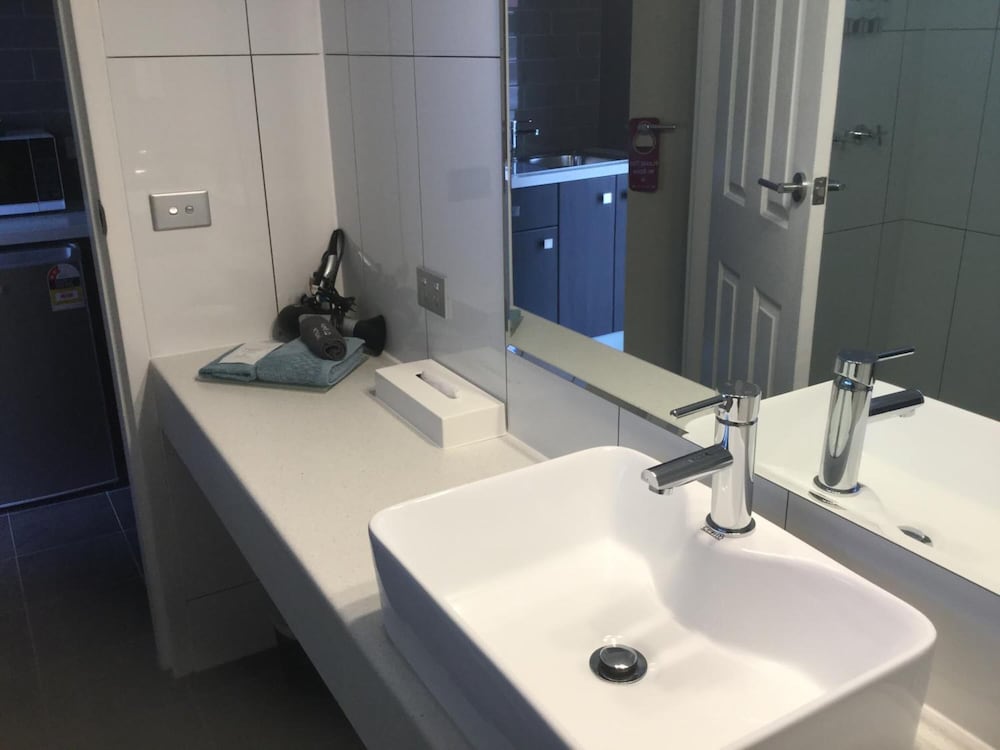 albury townhouse motel