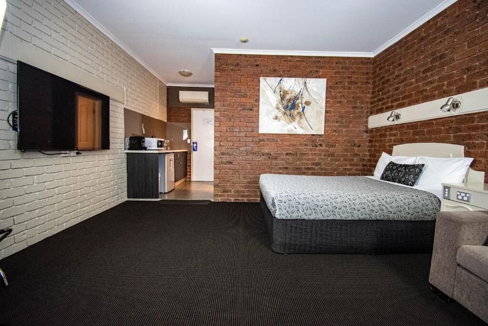 albury townhouse motel