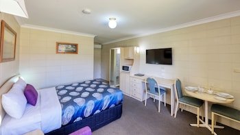 Cootamundra Gardens Motel,Corlette>>Cootamundra,4 star