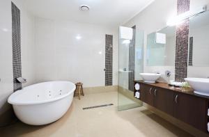 Mornington Hotel,Mornington>>Melbourne,4 star