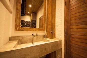 echoland bed and breakfast