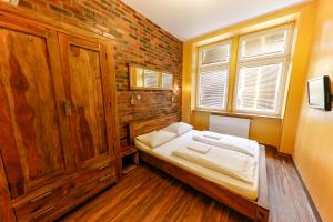 do step inn home hotel and hostel