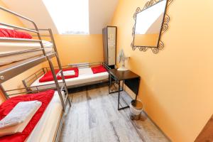 do step inn home hotel and hostel