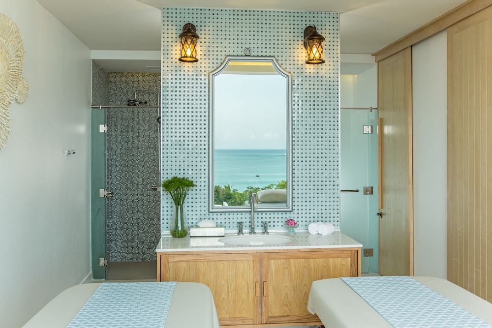 bandara beach resort phuket