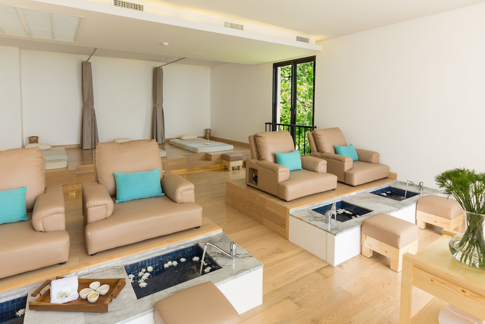 bandara beach resort phuket