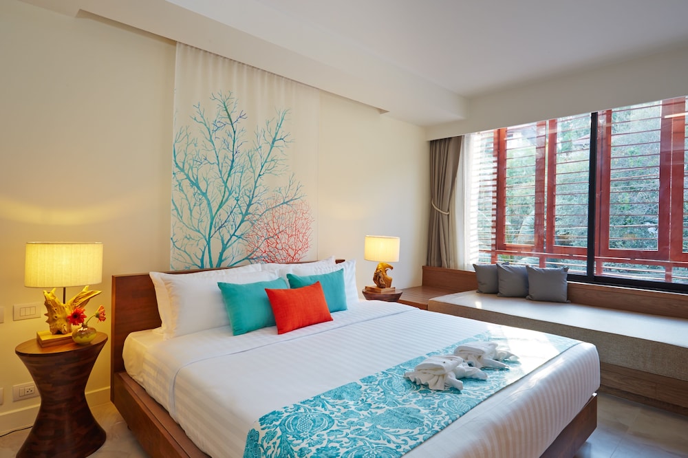 bandara beach resort phuket