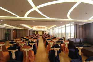 Ivory Grand Hotel Apartments,Behind Mall Of Emirates, Al Barsha 1,4 star