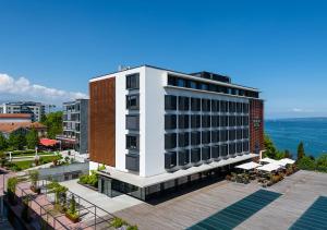 Lake Geneva Hotel,Geneva>>Bellevue,4 star