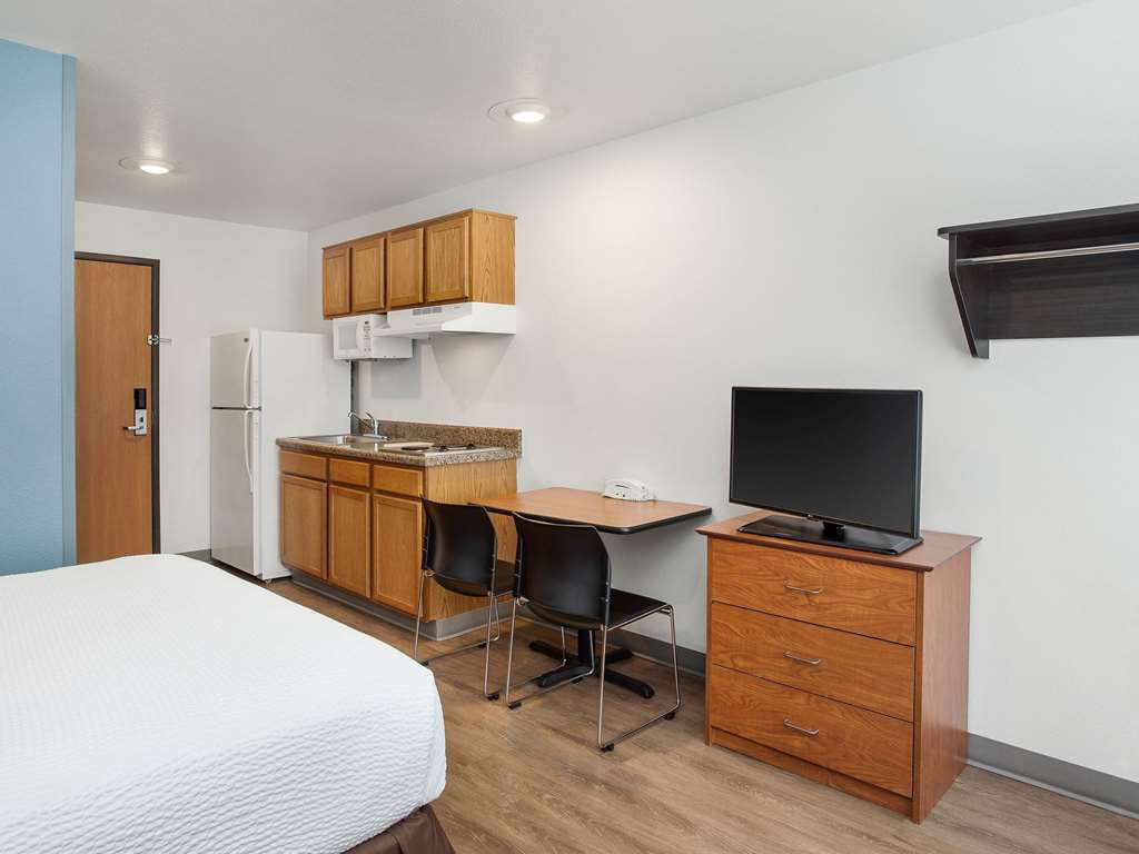 extended stay america select suites gulfport