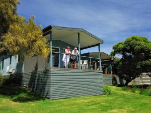 nrma port campbell holiday park