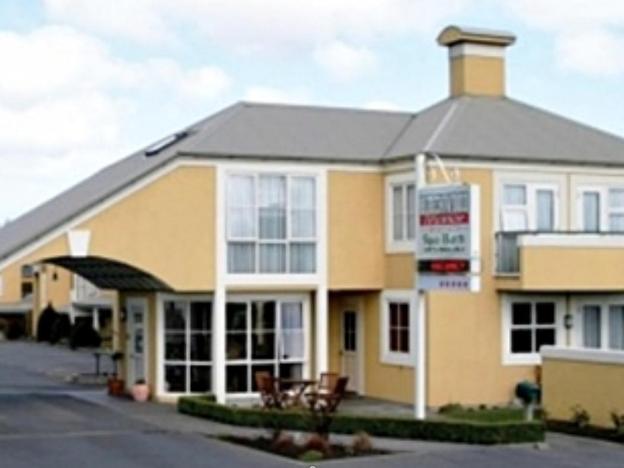 birchwood manor motel