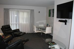 birchwood manor motel