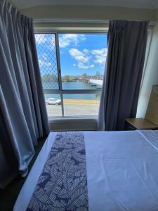 Taree Motor Inn,Koorainghat>>Byron Bay,3 star